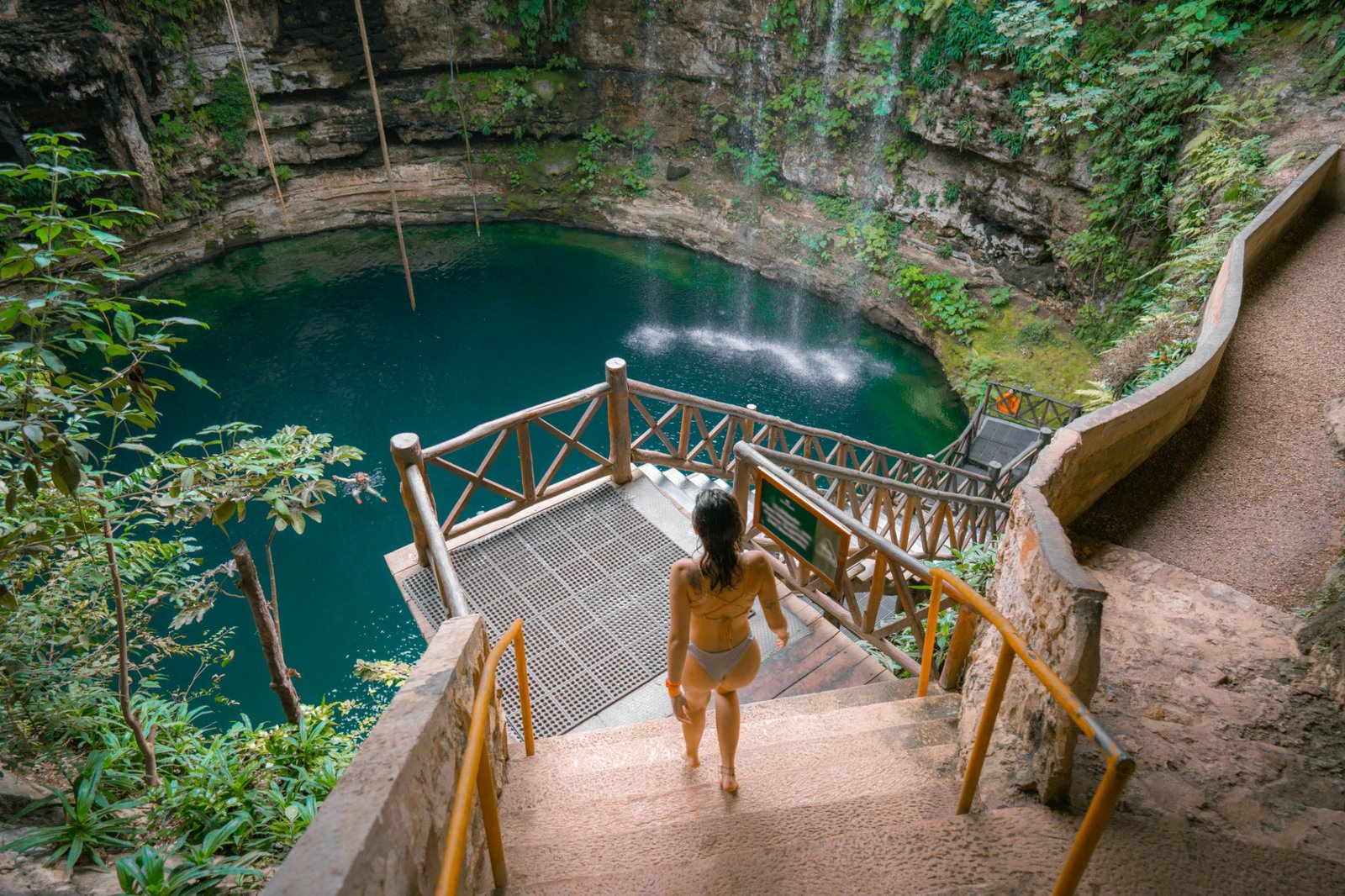 Tulum arqueológico y cenote