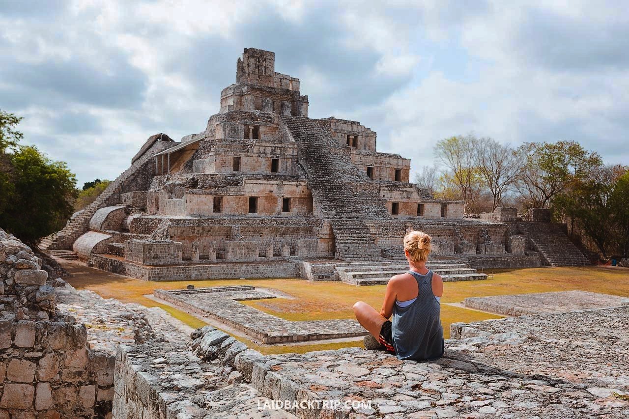 Edzná zona arqueológica — el palacio de los 5 pisos
