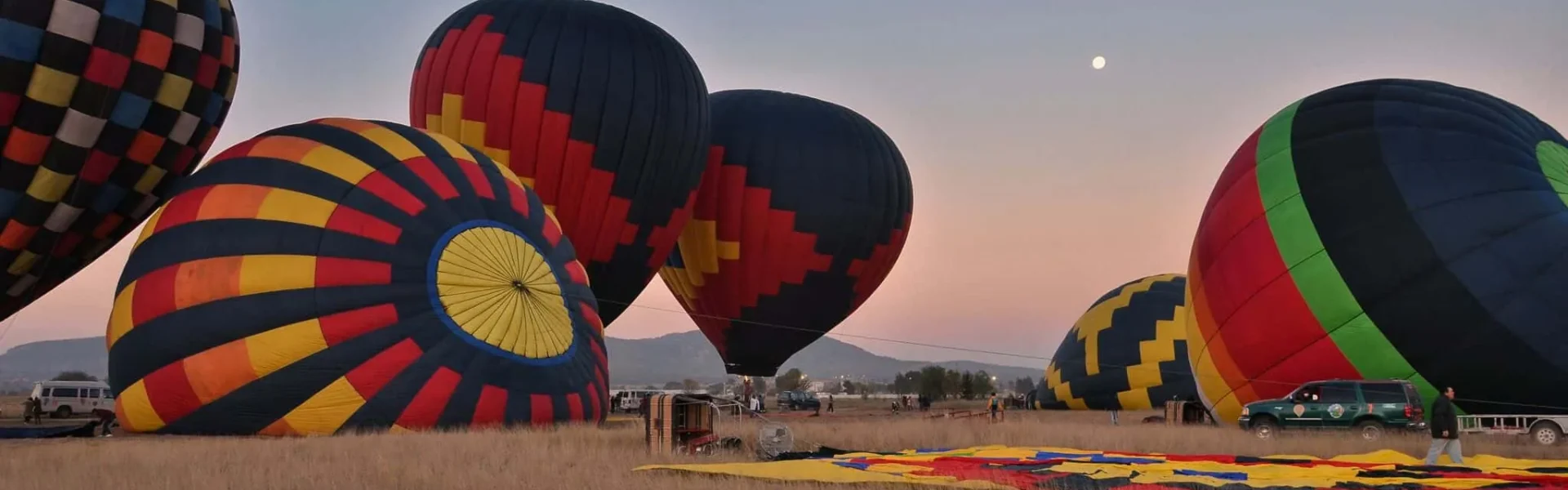 foto de globos aerostaticos en Tequisquiapan Querétaro Mexico Expeditions Travel Platform